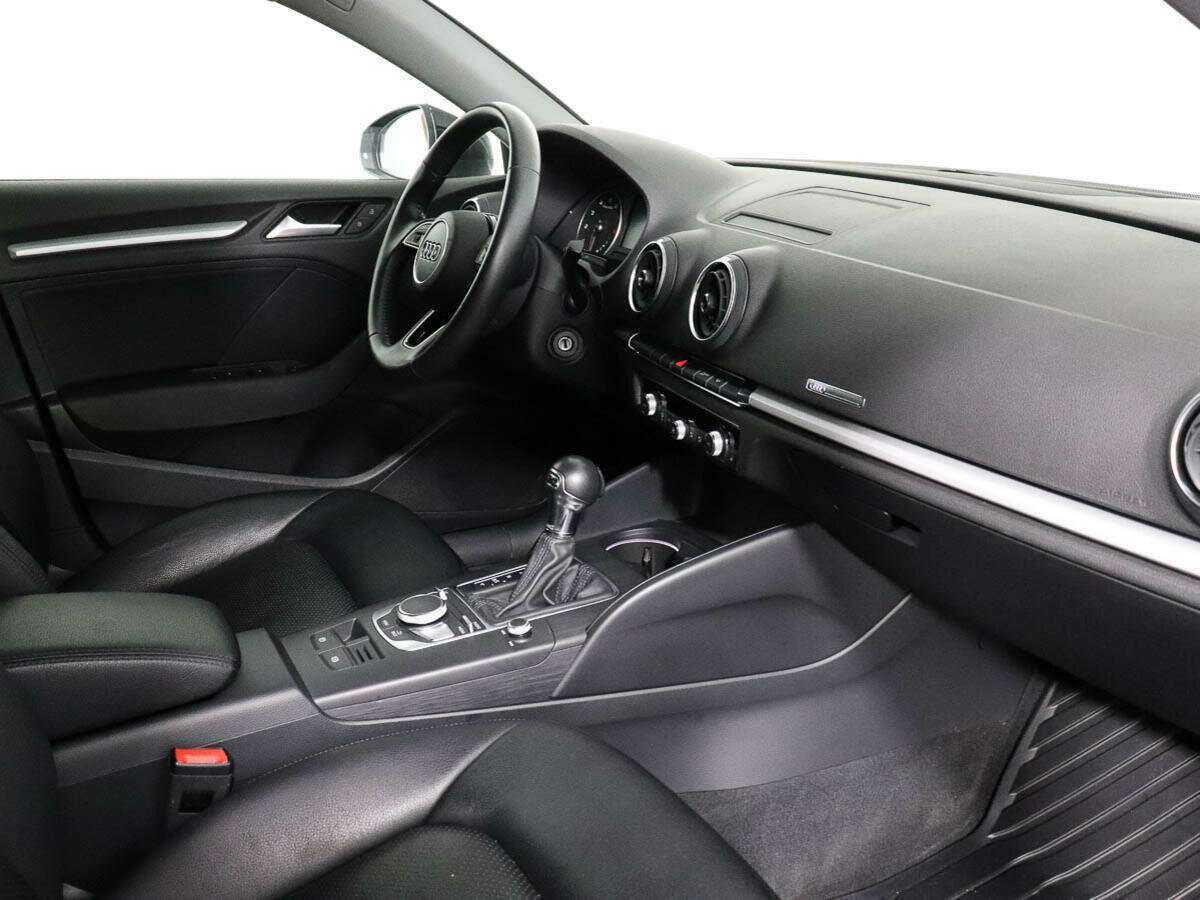 Audi A3, 2018 Фото №6