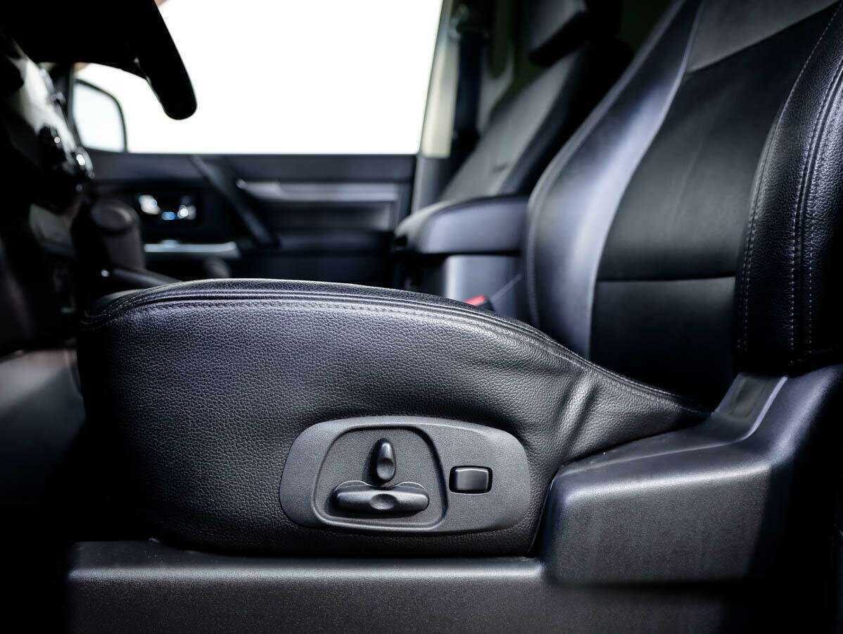 Mitsubishi Pajero, 2014 Фото №13