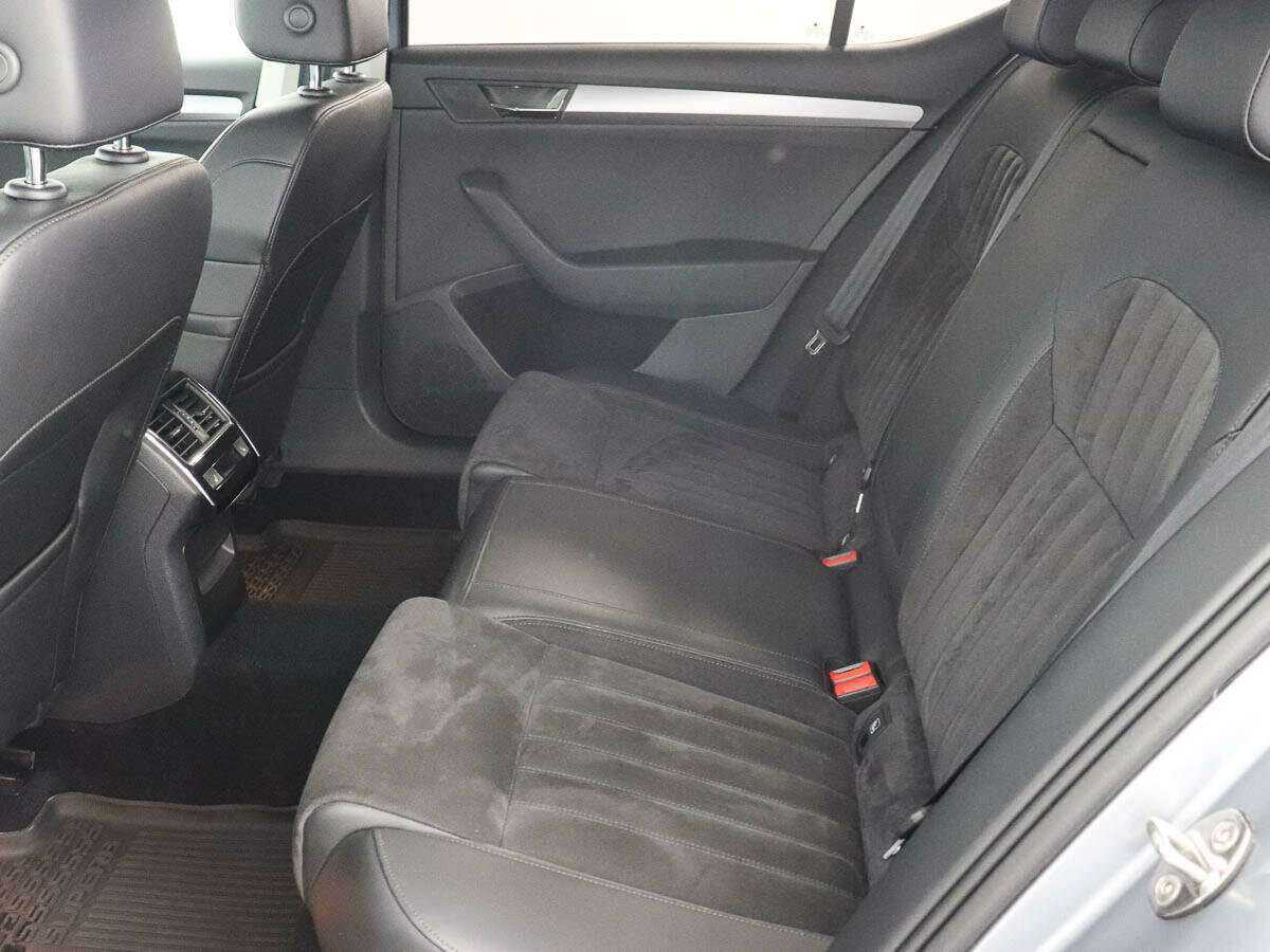 Skoda Superb, 2019 Фото №9