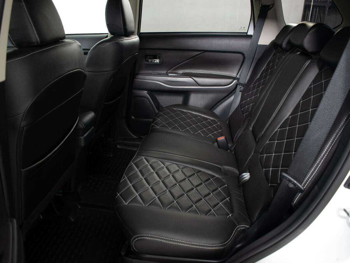 Mitsubishi Outlander, 2022 Фото №10