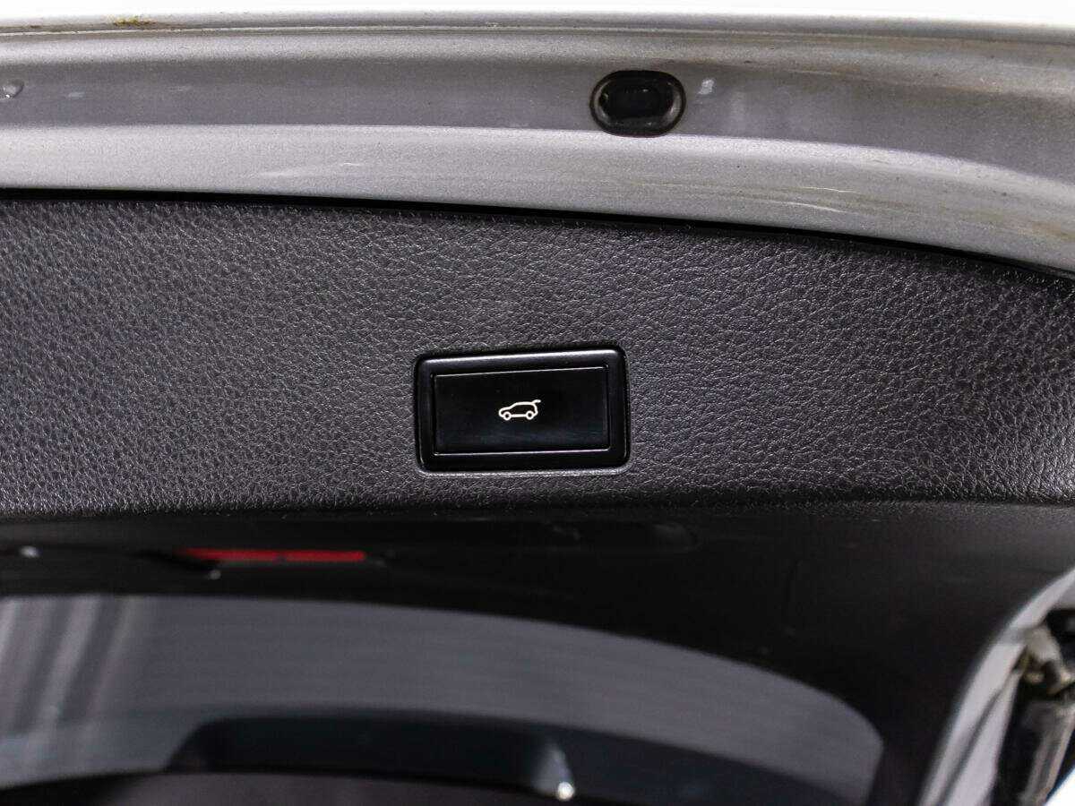 Volkswagen Touareg, 2012 Фото №15