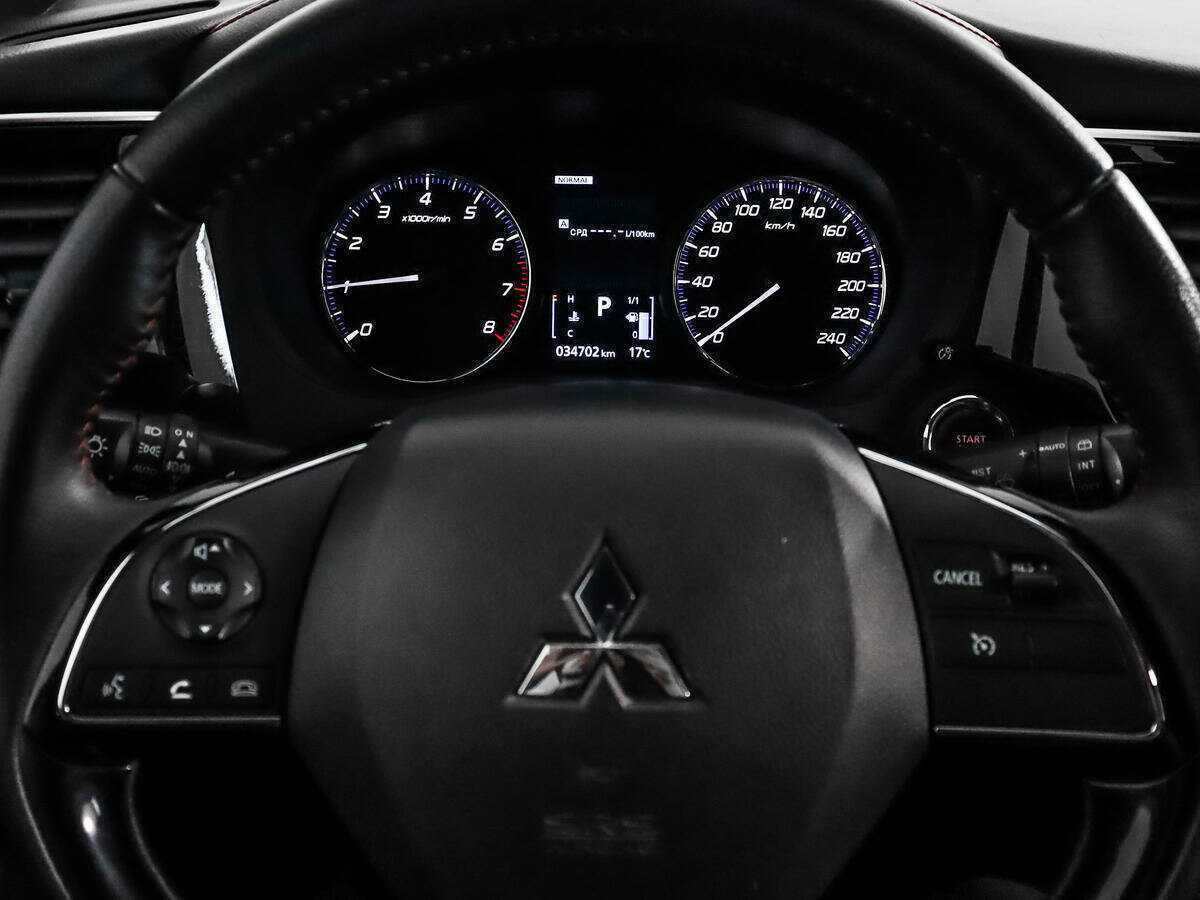 Mitsubishi Outlander, 2021 Фото №18