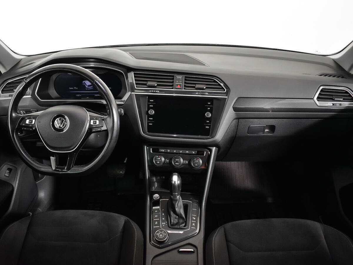 Volkswagen Tiguan, 2017 Фото №12