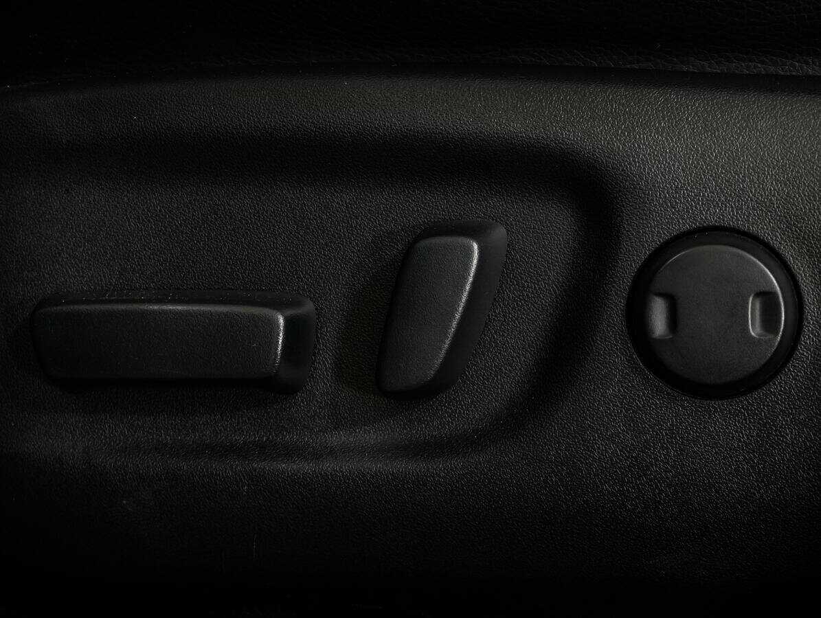 Toyota RAV4, 2016 Фото №16