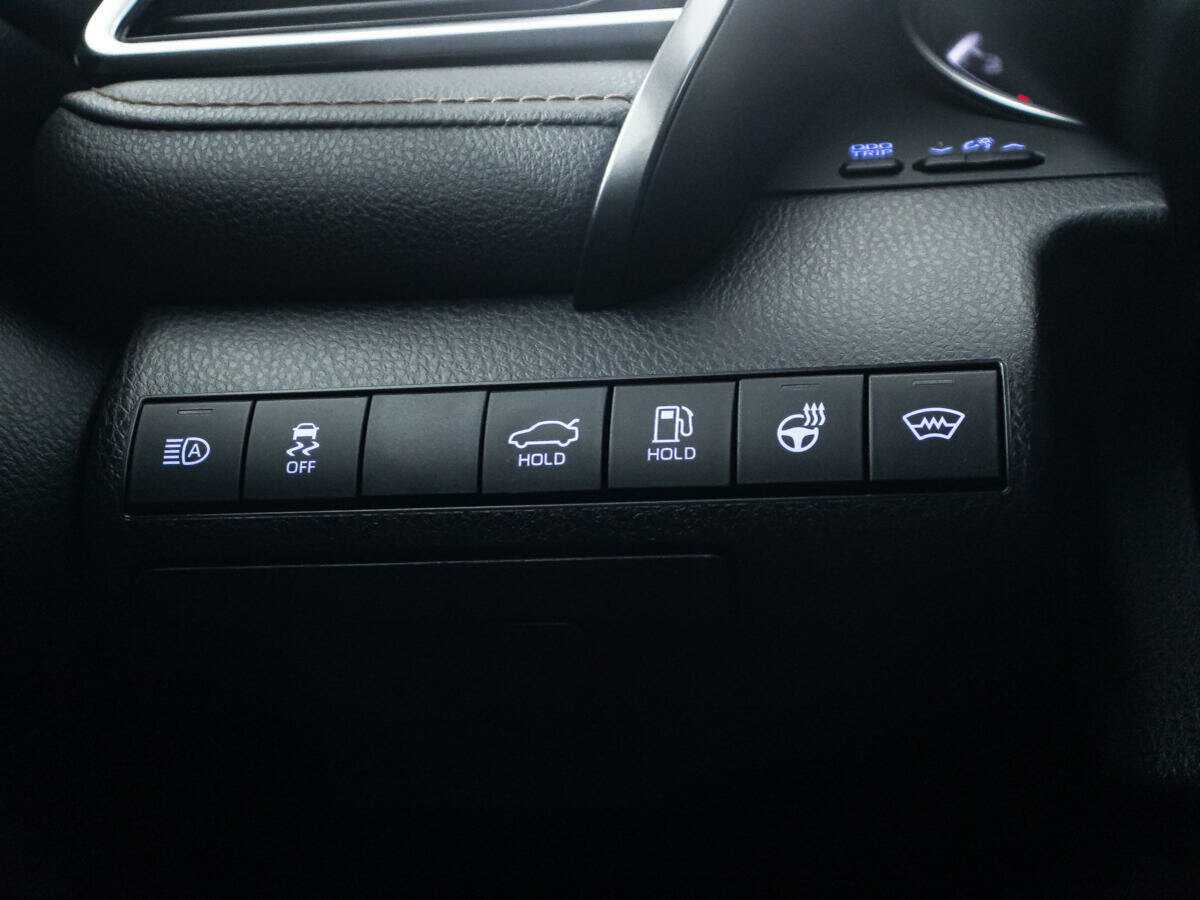 Toyota Camry, 2020 Фото №17
