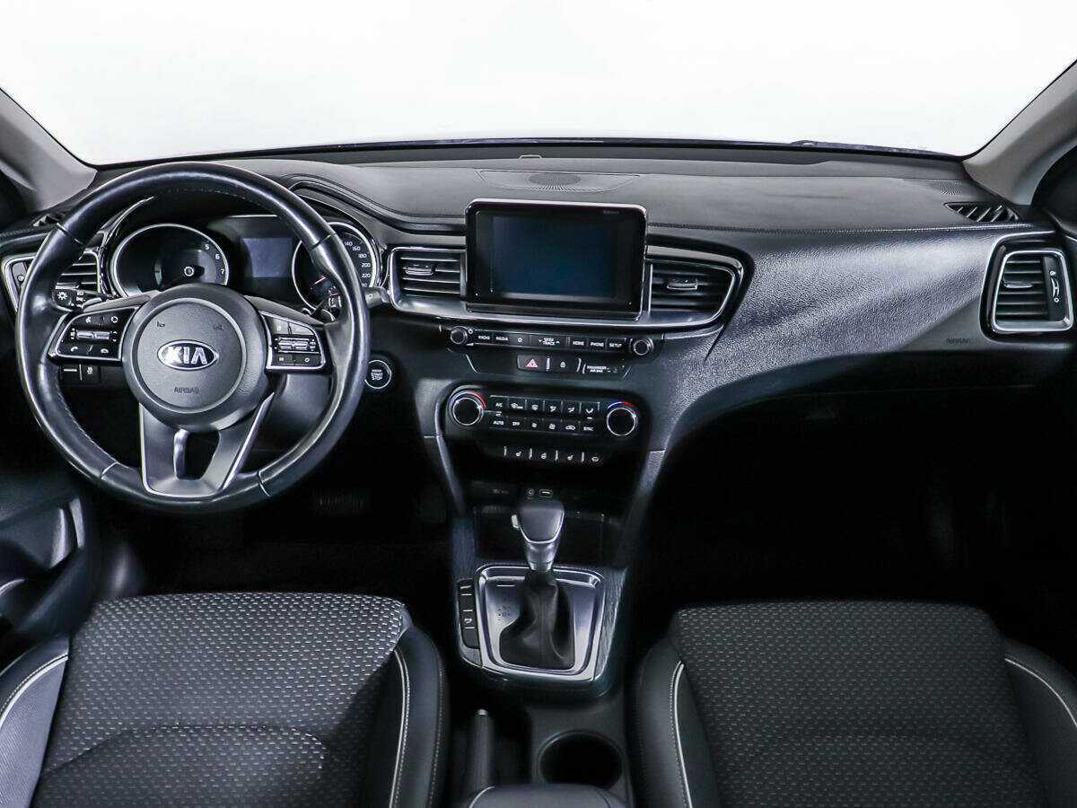 Kia Ceed, 2018 Фото №10