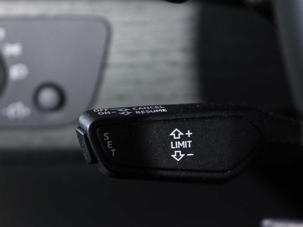 Audi A4, 2017 Фото №19