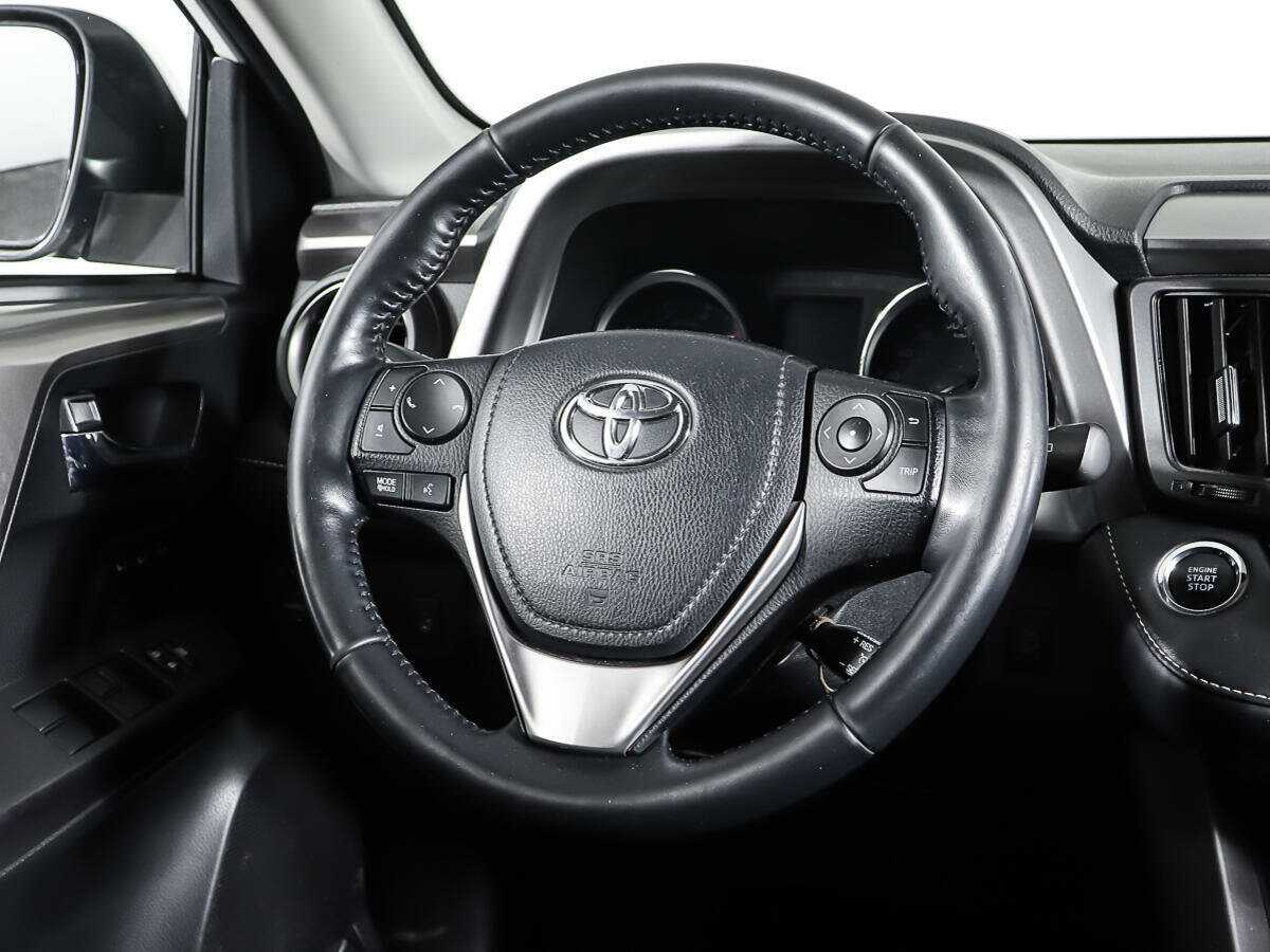 Toyota RAV4, 2018 Фото №15
