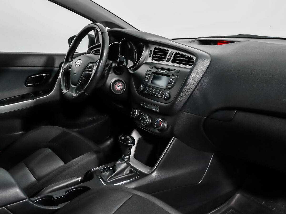 Kia Ceed, 2014 Фото №11