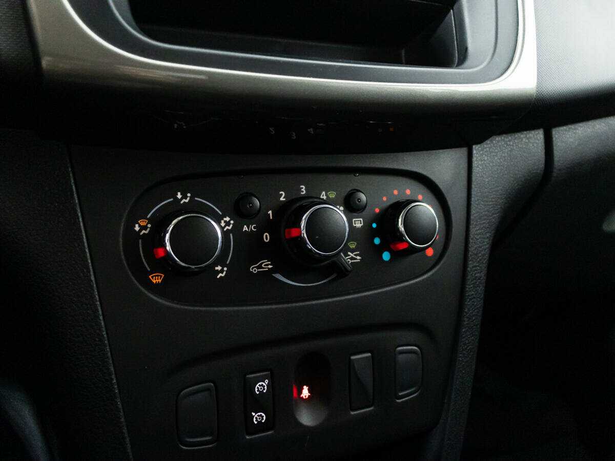 Renault Sandero, 2018 Фото №15