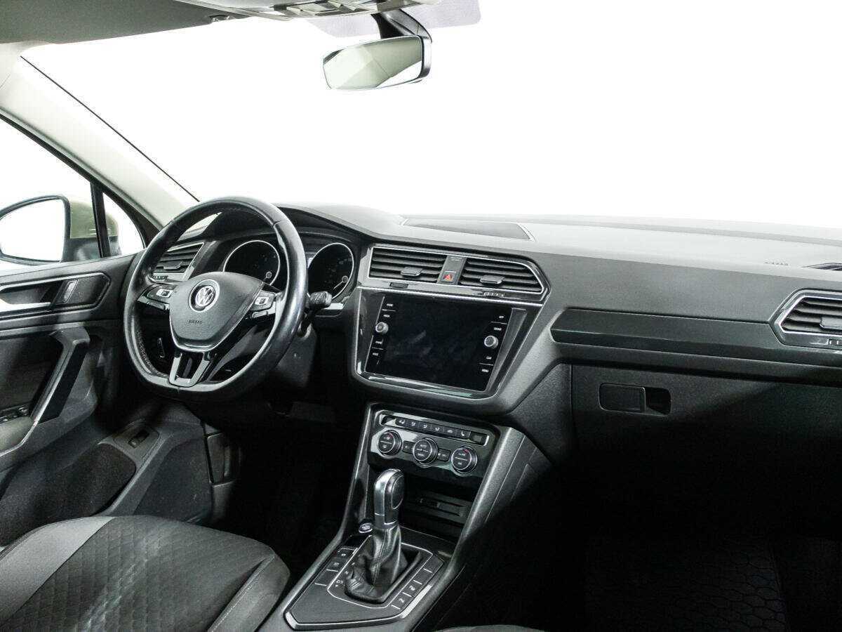 Volkswagen Tiguan, 2017 Фото №9