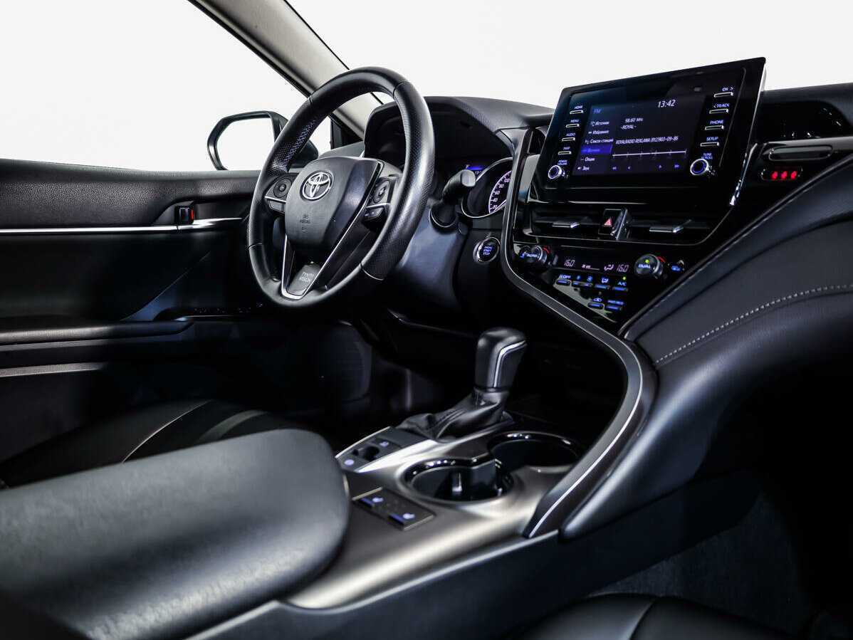 Toyota Camry, 2022 Фото №8