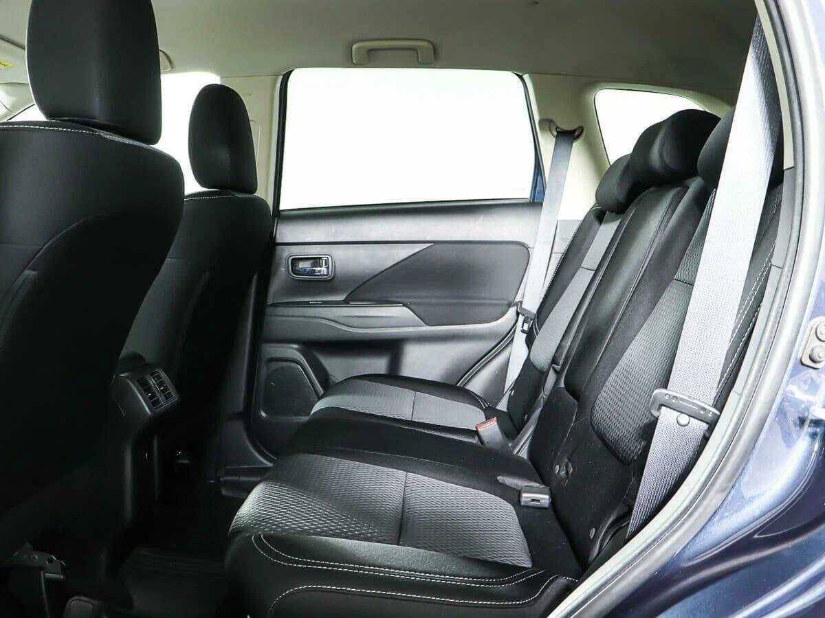Mitsubishi Outlander, 2019 Фото №13