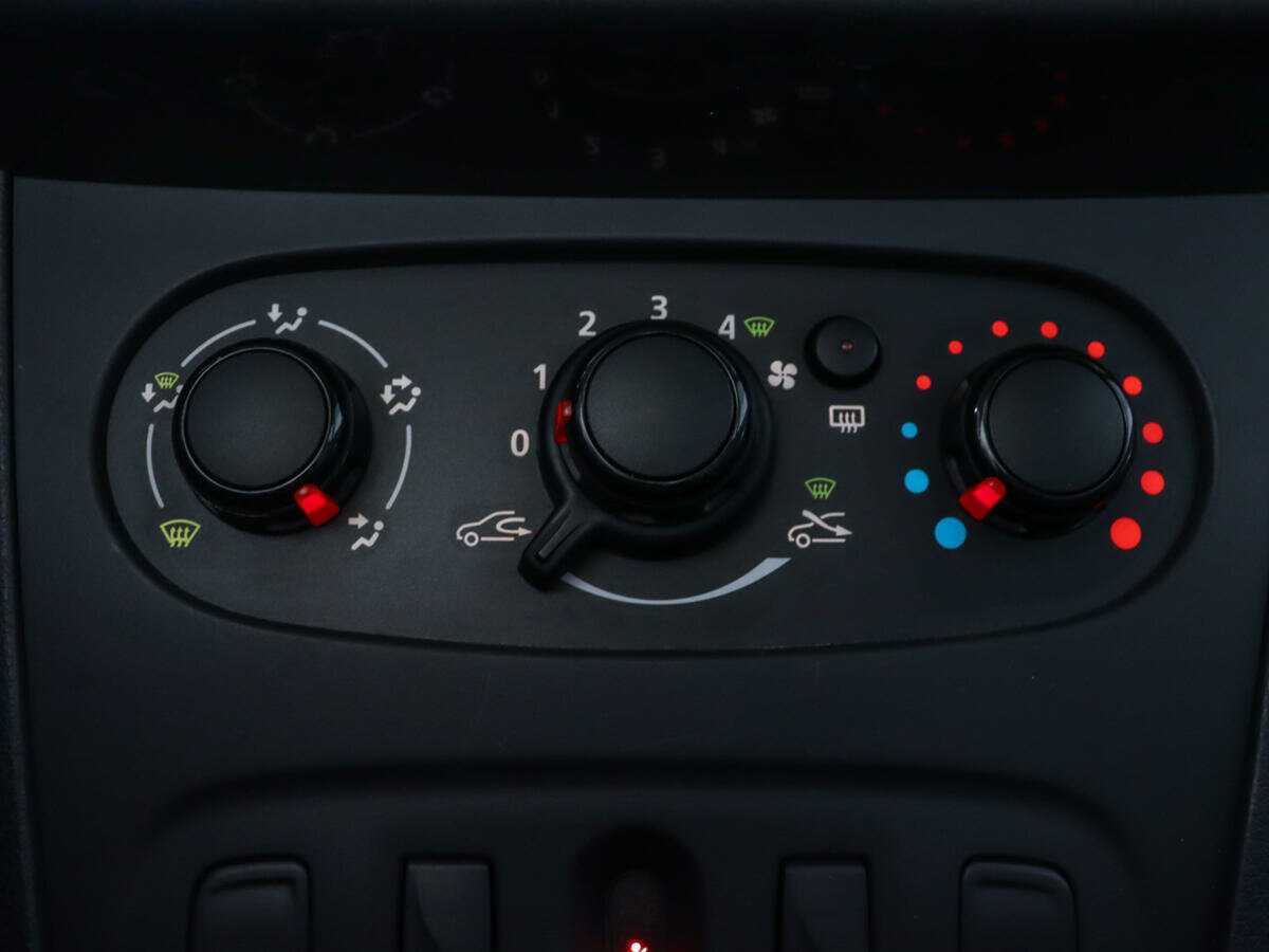 Renault Logan, 2014 Фото №12