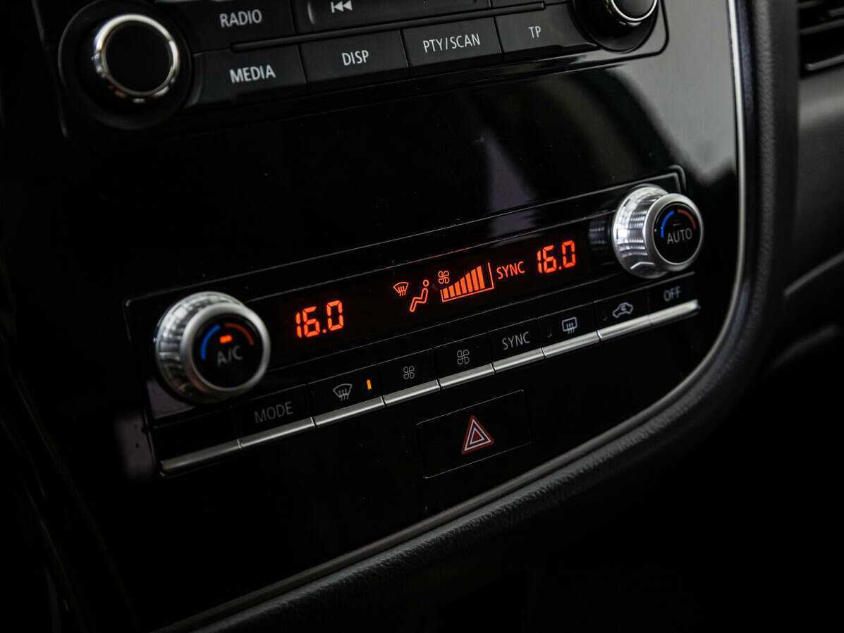 Mitsubishi Outlander, 2020 Фото №13