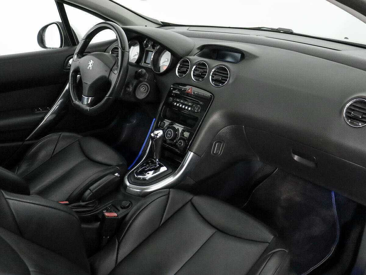 Peugeot 308, 2012 Фото №14