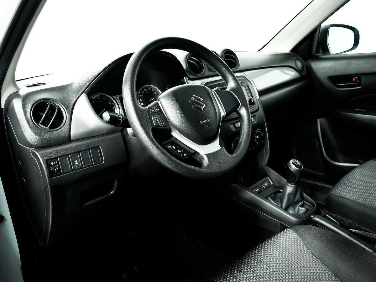 Suzuki Vitara, 2018 Фото №13