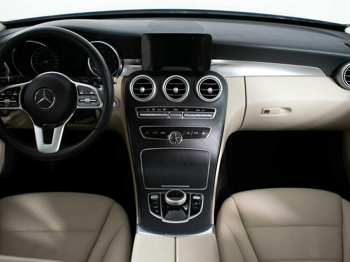 Mercedes-Benz C-Класс 180, 2020 Фото №11