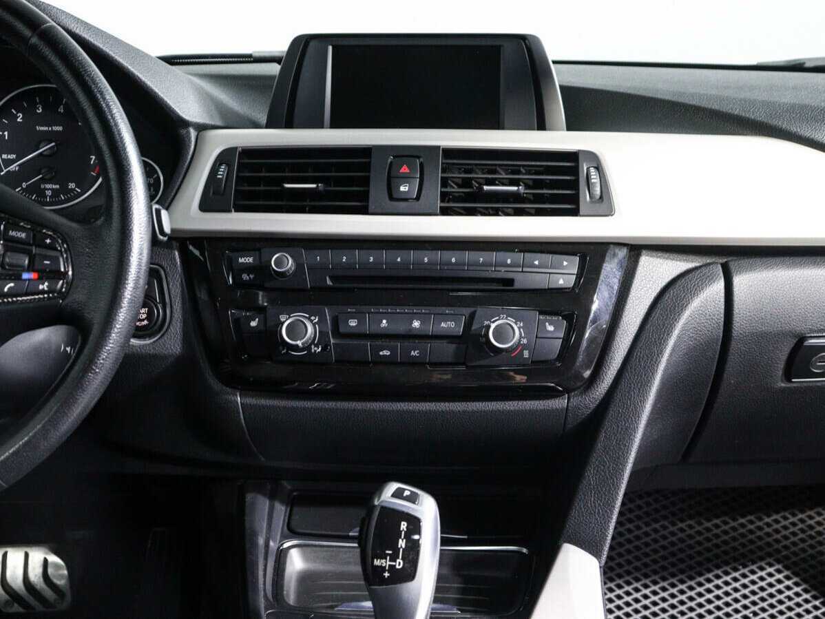 BMW 3 серии 316i, 2013 Фото №11