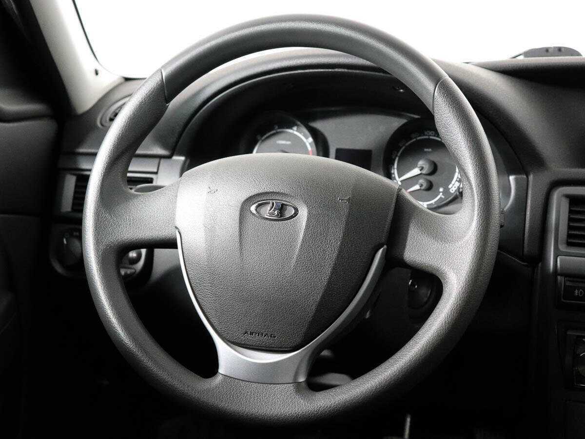 Lada (ВАЗ) Priora, 2017 Фото №12