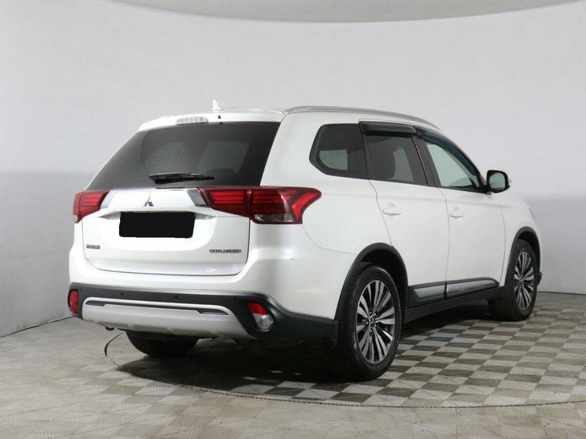 Mitsubishi Outlander, 2019 - 78 750 км. | Фото №5