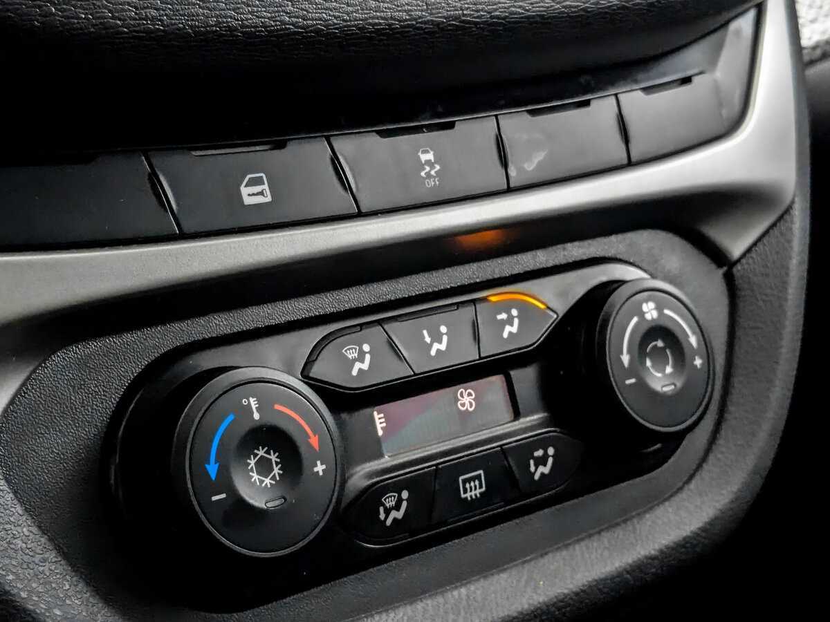 Lada (ВАЗ) Vesta SW Cross, 2019 Фото №21