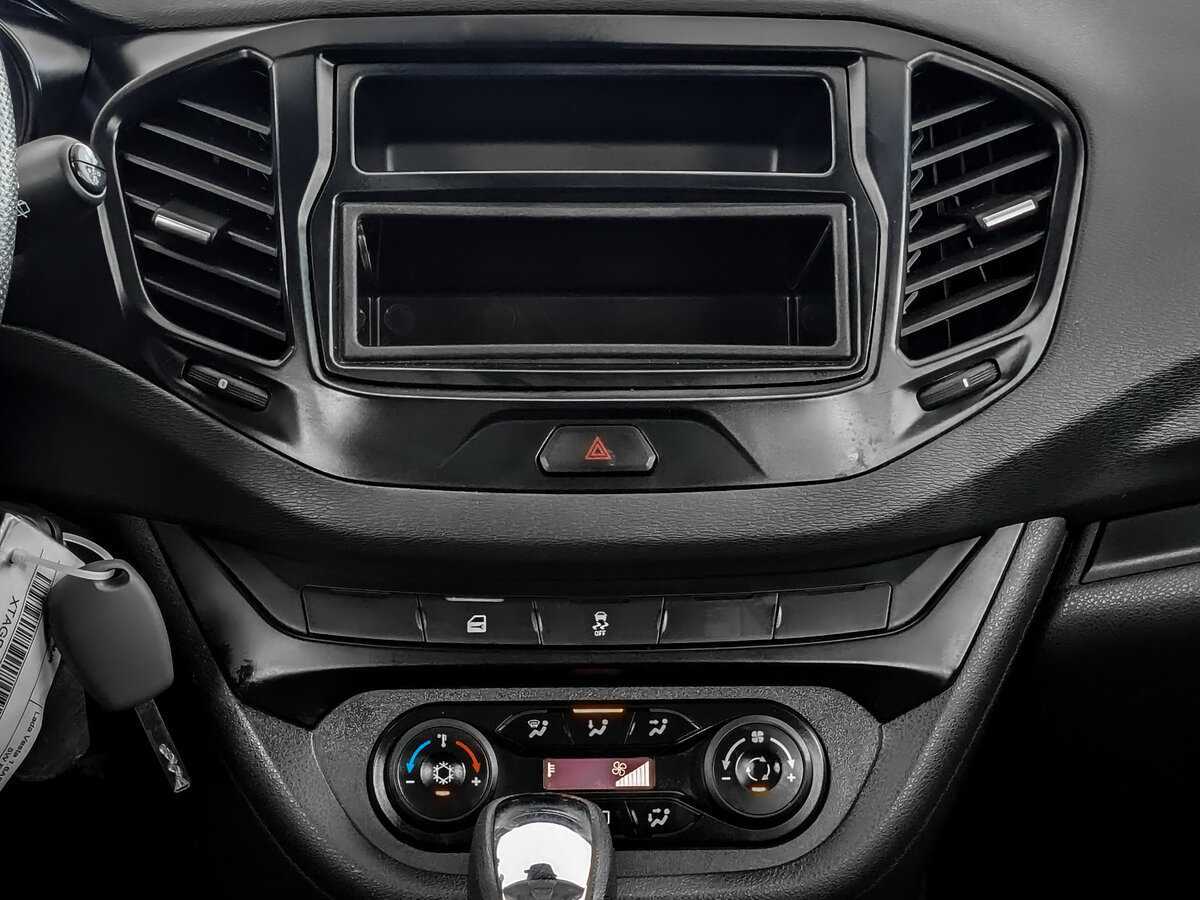 Lada (ВАЗ) Vesta SW, 2021 Фото №13