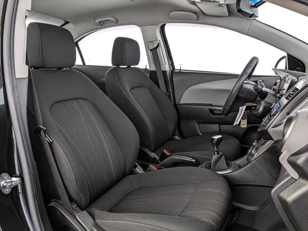 Chevrolet Aveo, 2014 Фото №19