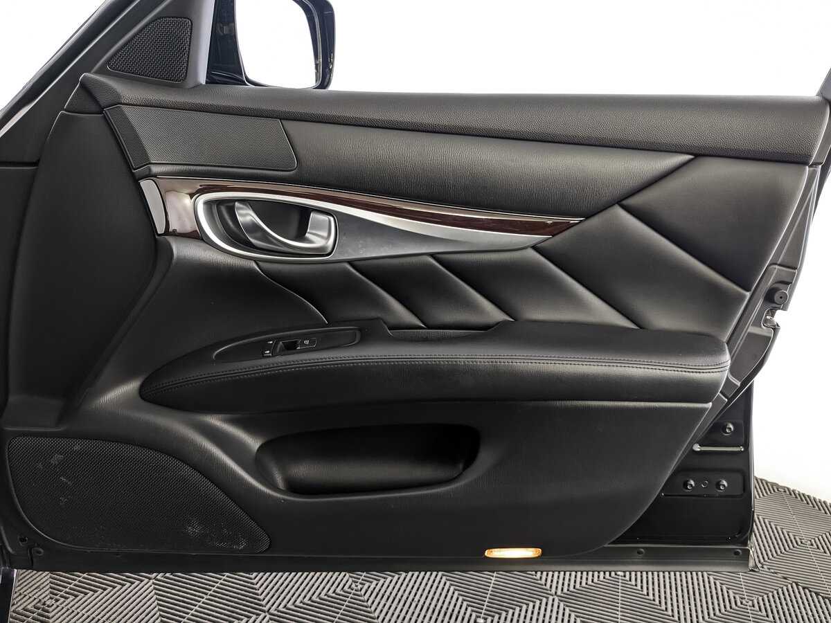 Infiniti Q70, 2014 Фото №21