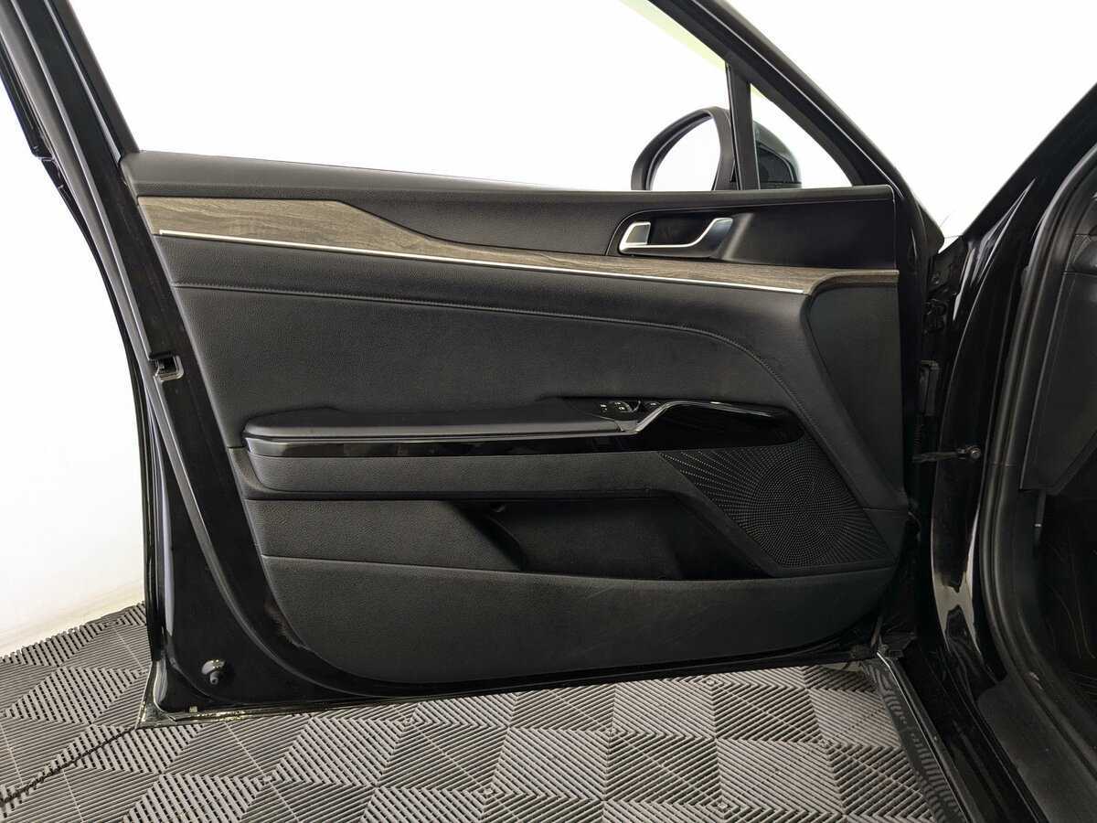 Kia K5, 2020 Фото №15