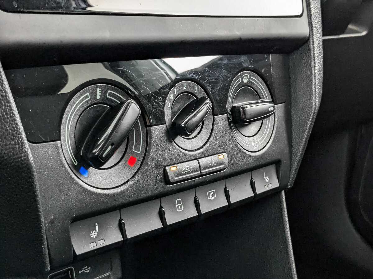 Skoda Rapid, 2018 Фото №17