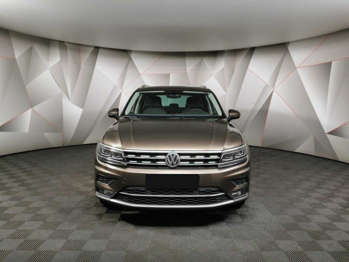 Volkswagen Tiguan, 2018 - 65 216 км. | Фото №7