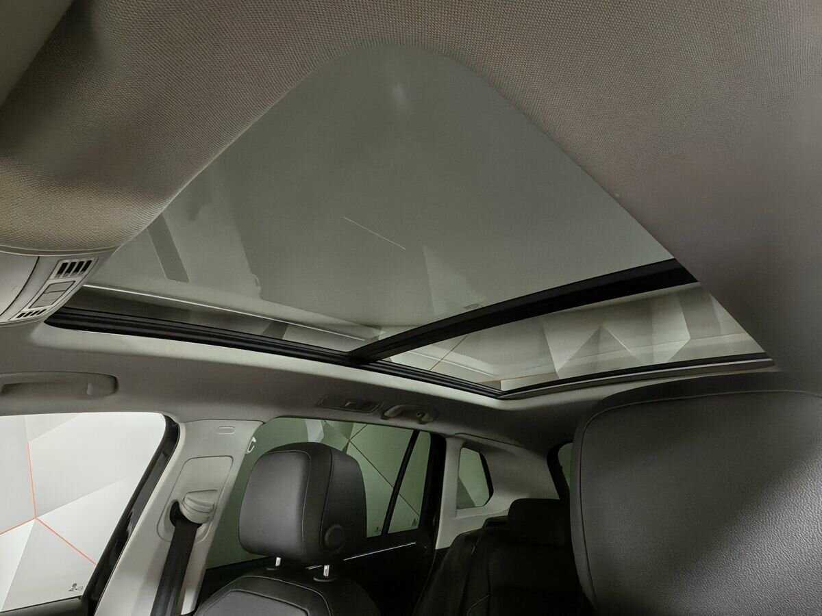 Volkswagen Tiguan, 2017 Фото №18