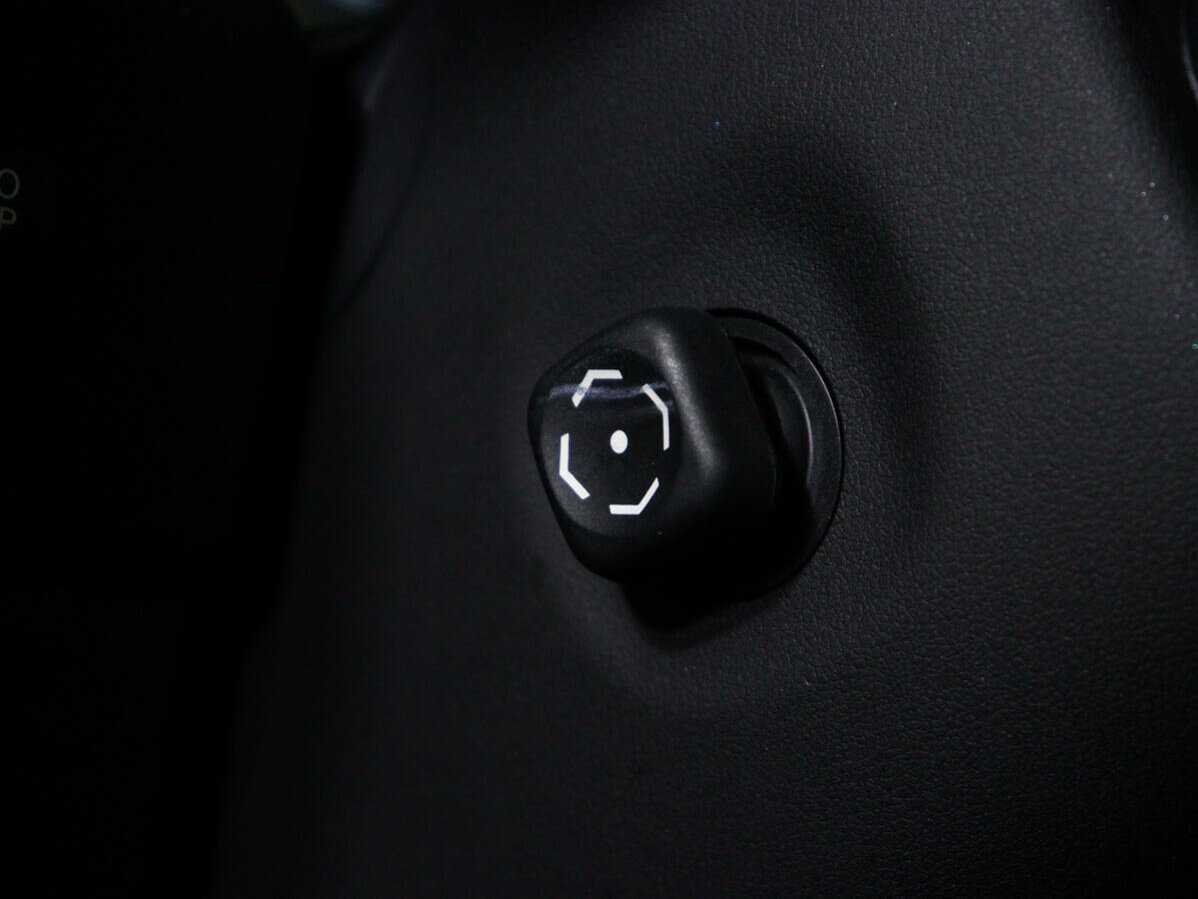 Lexus NX 200, 2018 Фото №15