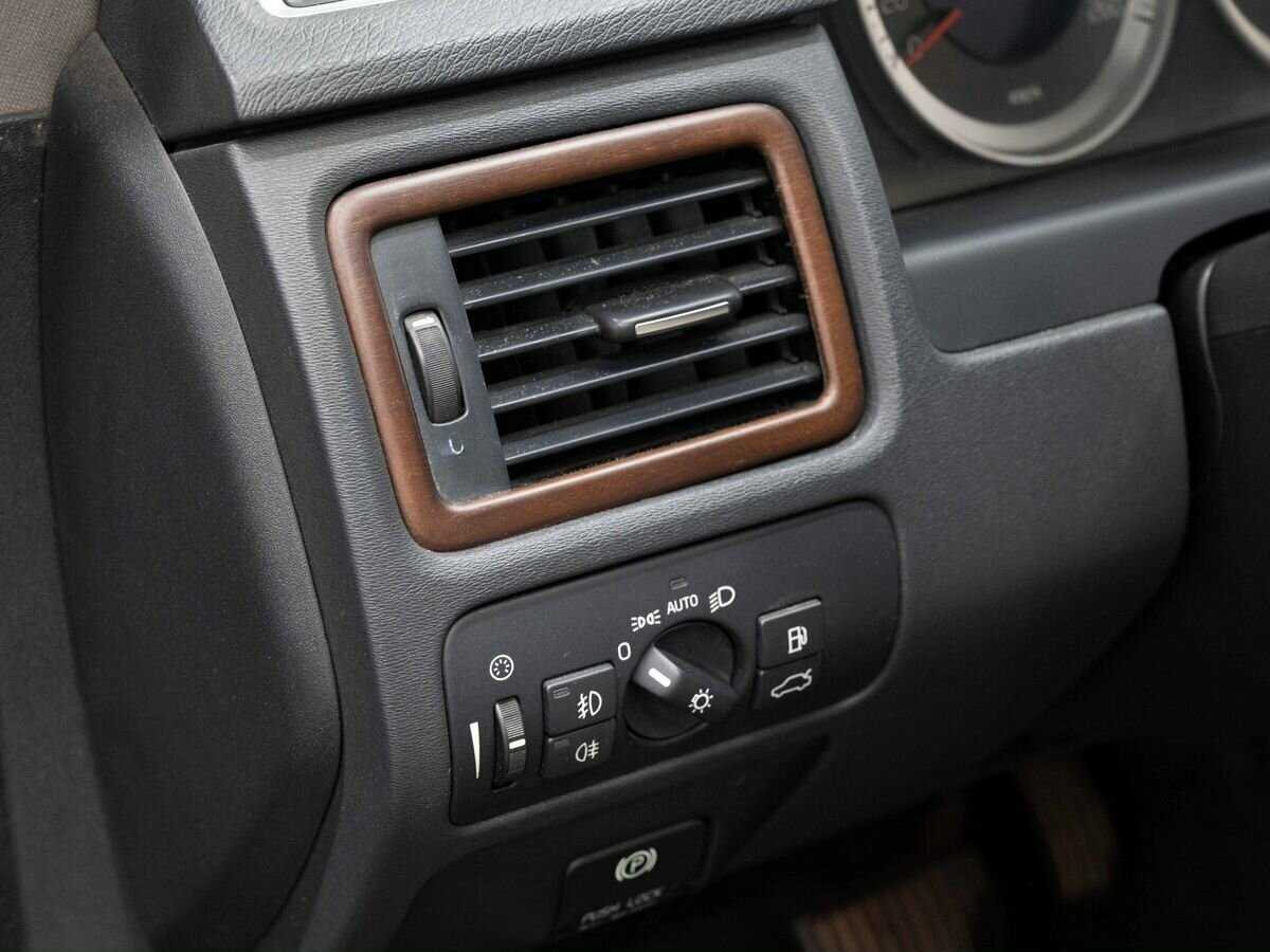 Volvo S80, 2012 Фото №22