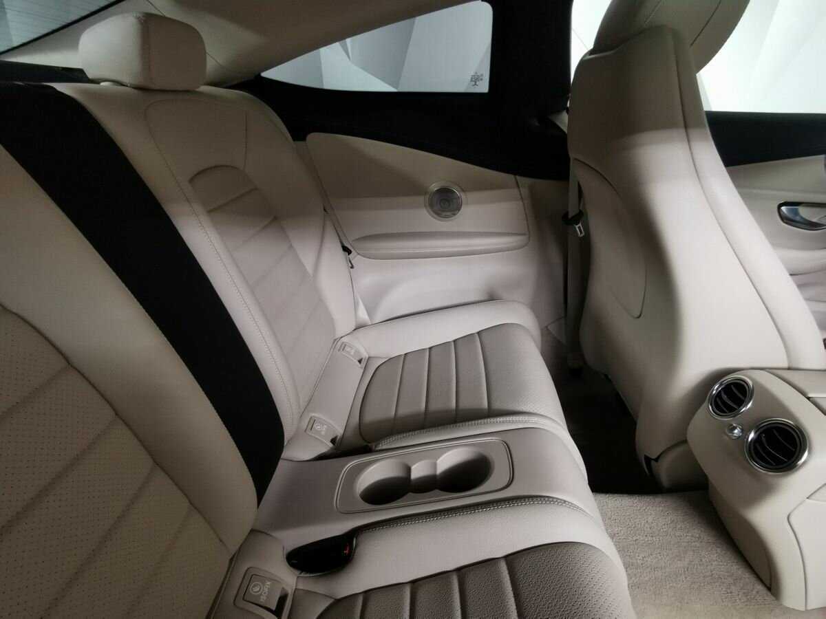 Mercedes-Benz C-Класс 180, 2015 Фото №12