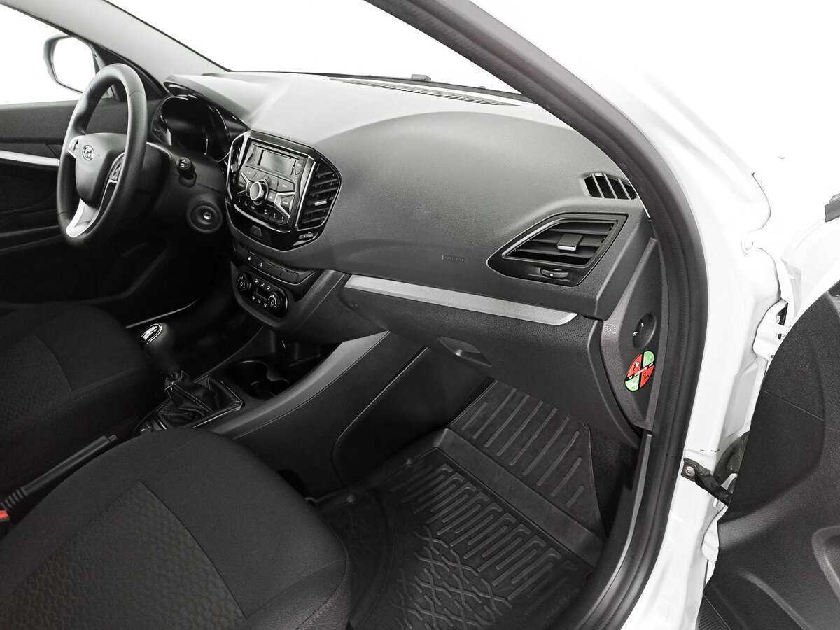 Lada (ВАЗ) Vesta, 2021 Фото №7
