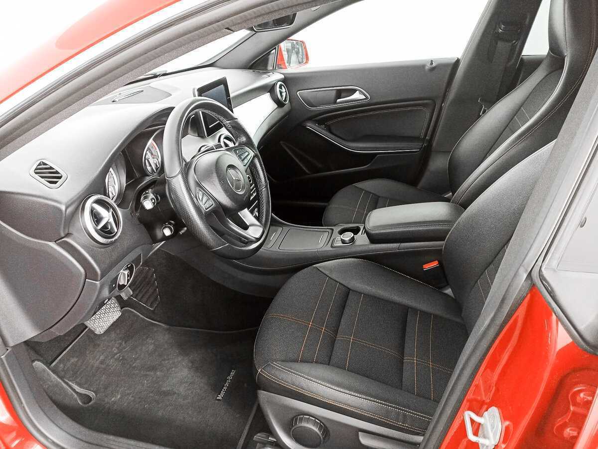 Mercedes-Benz CLA 200, 2015 Фото №14