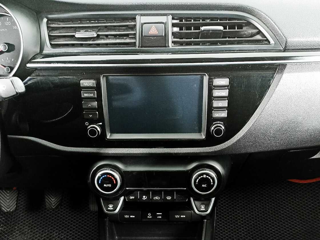 Kia Rio, 2017 Фото №13