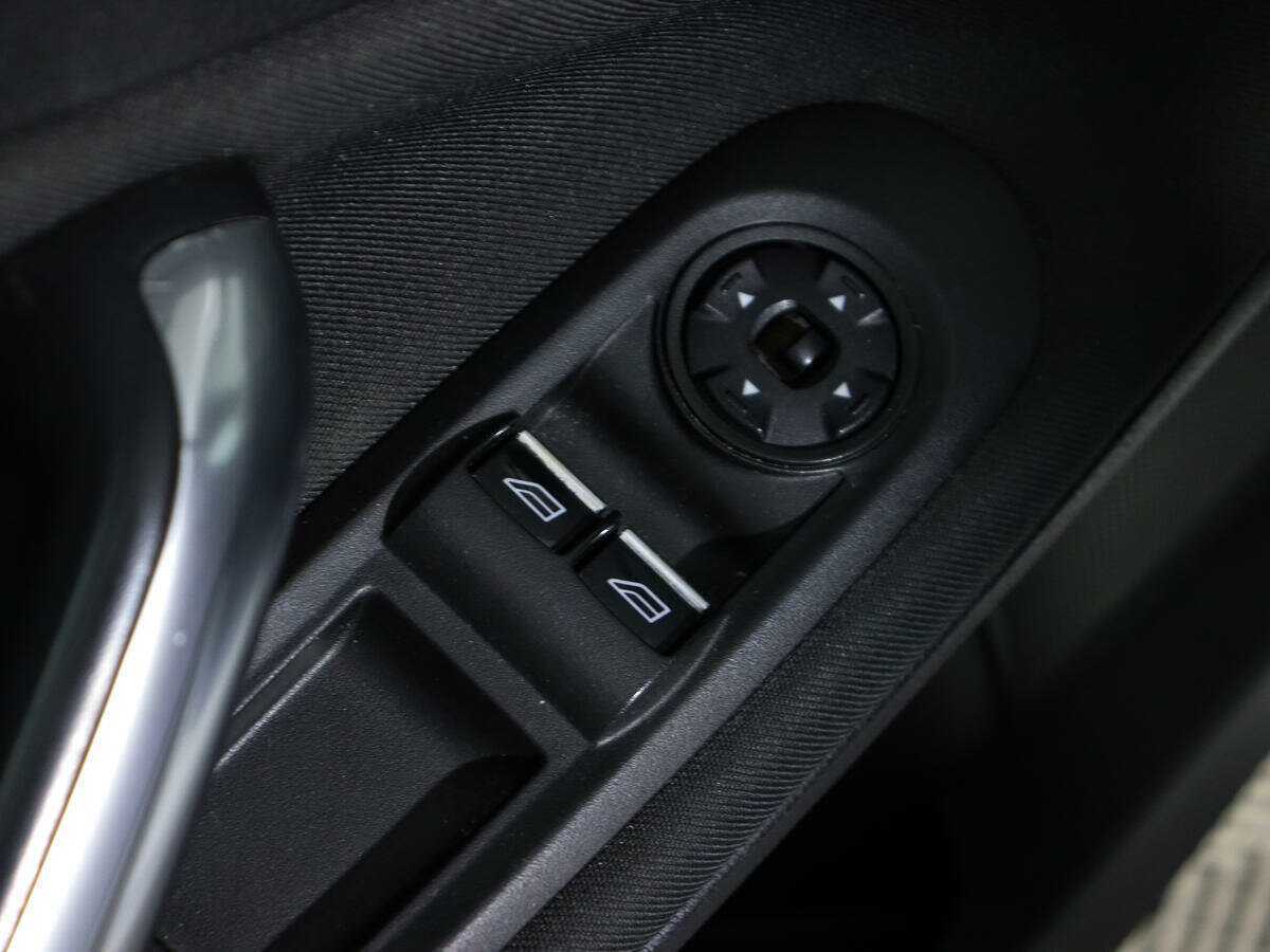 Ford Mondeo, 2012 Фото №13