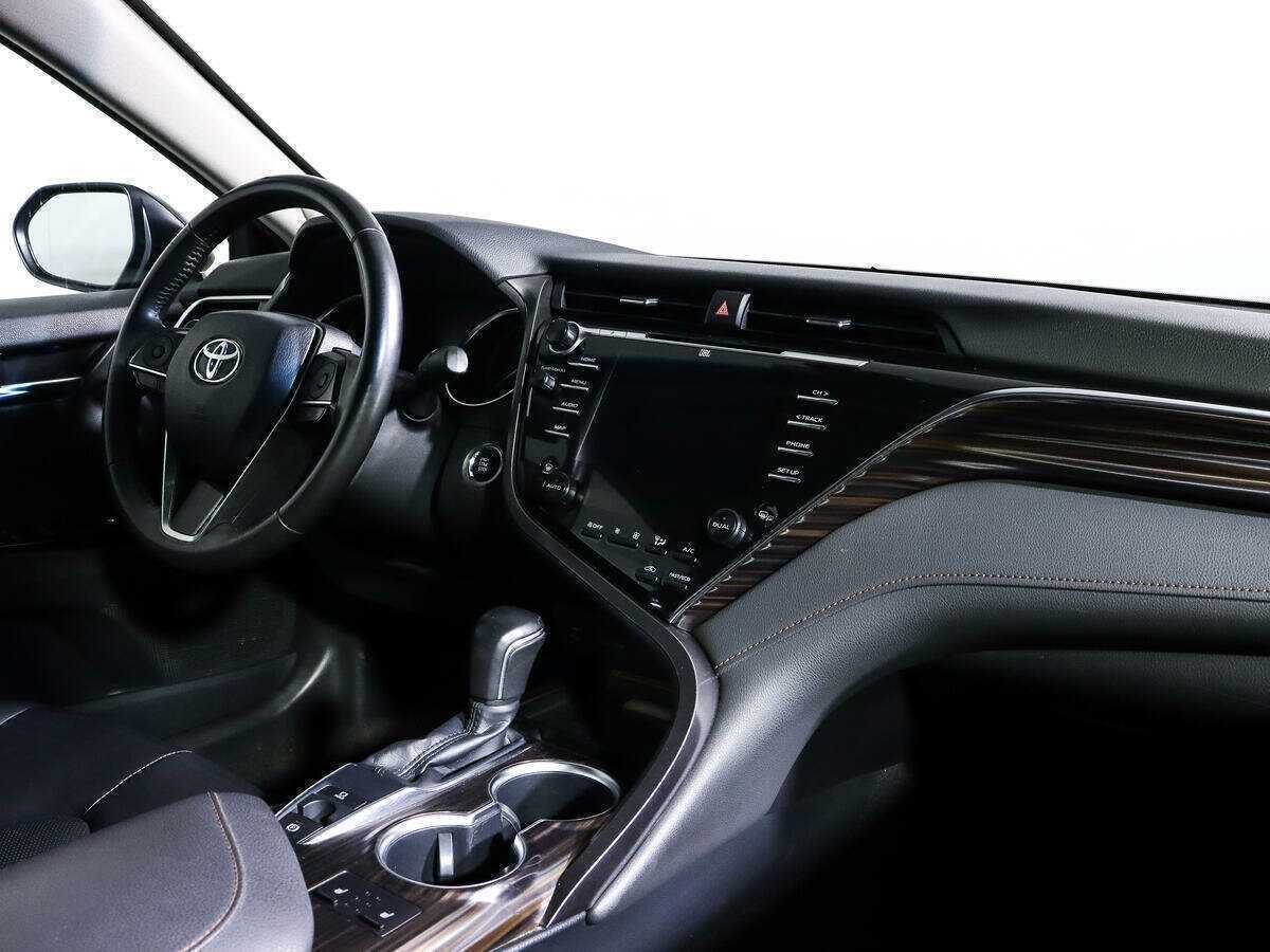 Toyota Camry, 2018 Фото №7