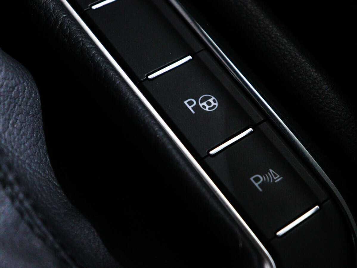 Volkswagen Tiguan, 2021 Фото №19