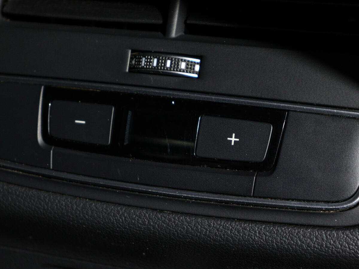 Audi A4, 2016 Фото №17