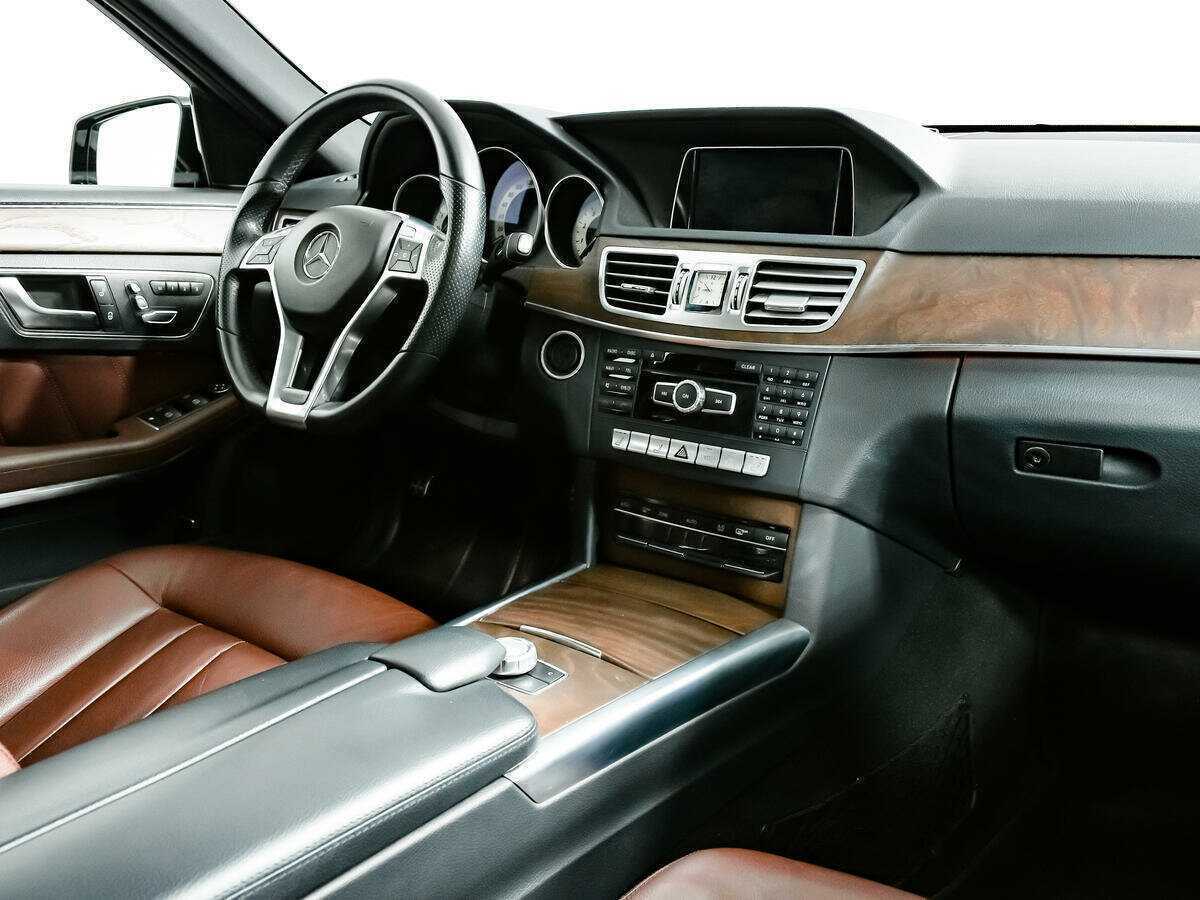 Mercedes-Benz E-Класс 300, 2013 Фото №7