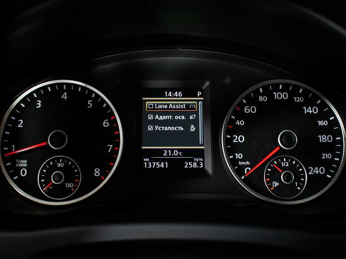 Volkswagen Tiguan, 2013 Фото №11