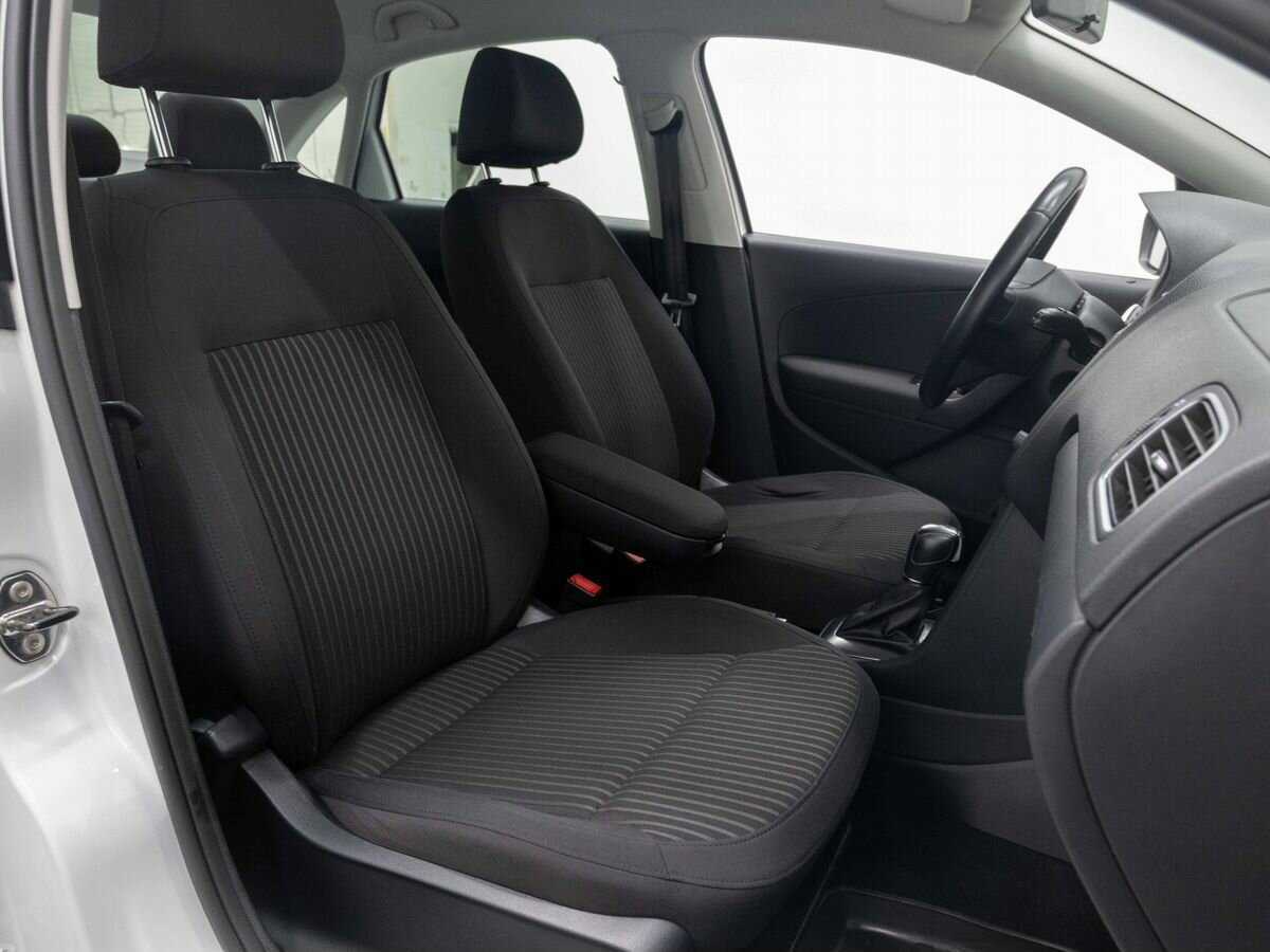 Volkswagen Polo, 2014 Фото №11