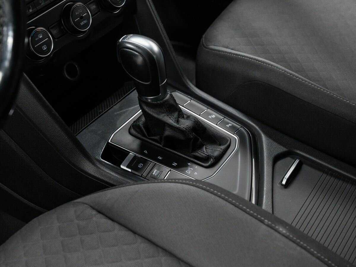 Volkswagen Tiguan, 2017 Фото №17