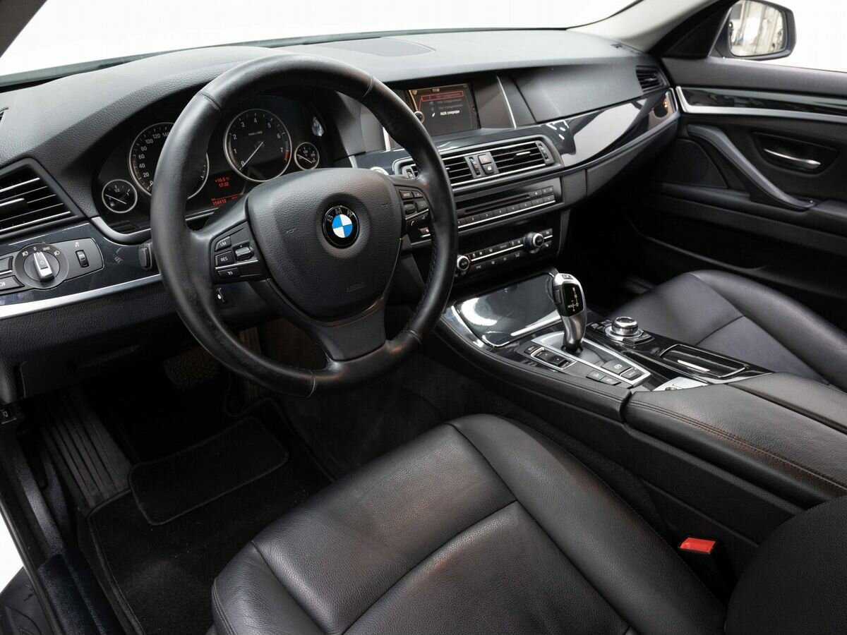 BMW 5 серии 528i xDrive, 2013 Фото №9