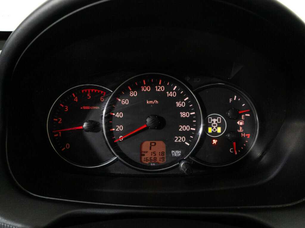 Mitsubishi Pajero Sport, 2014 Фото №12