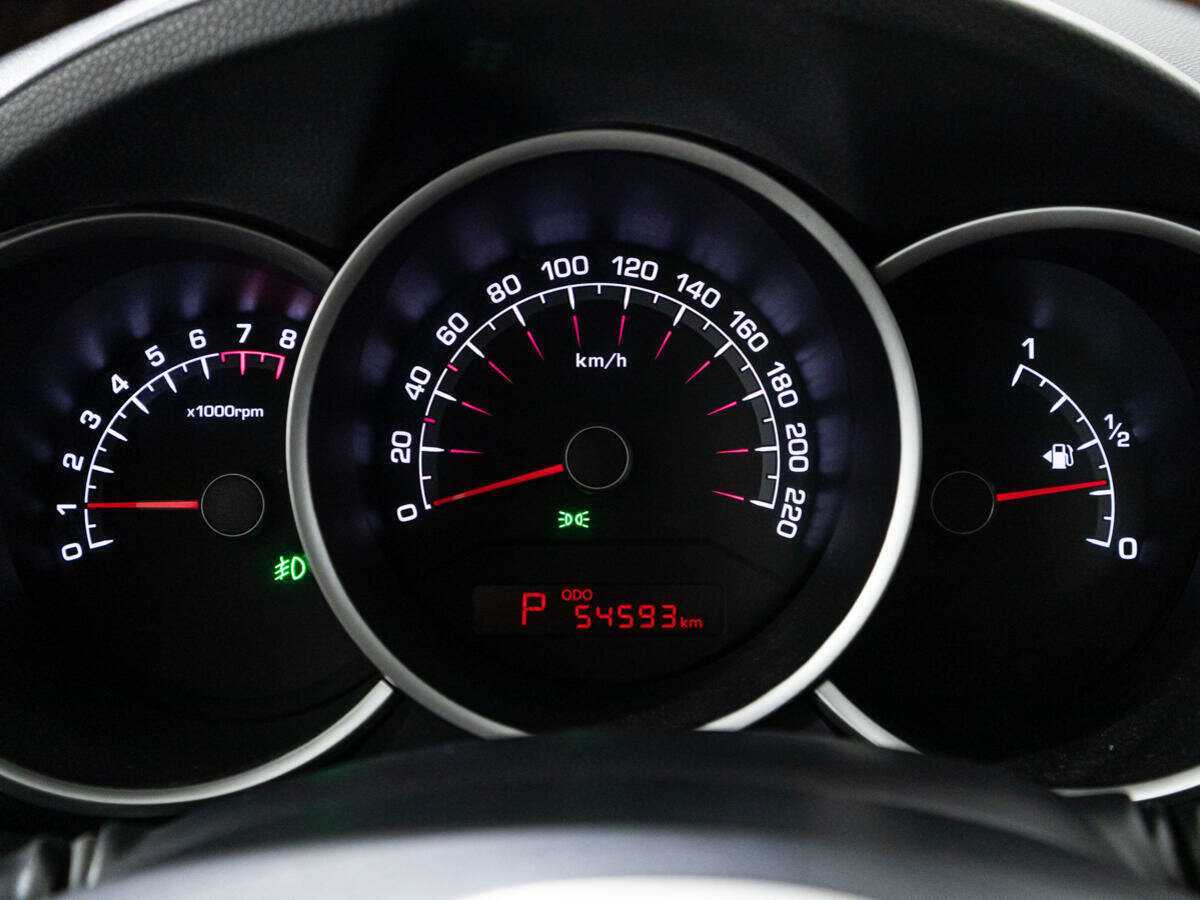 Kia Venga, 2015 Фото №12